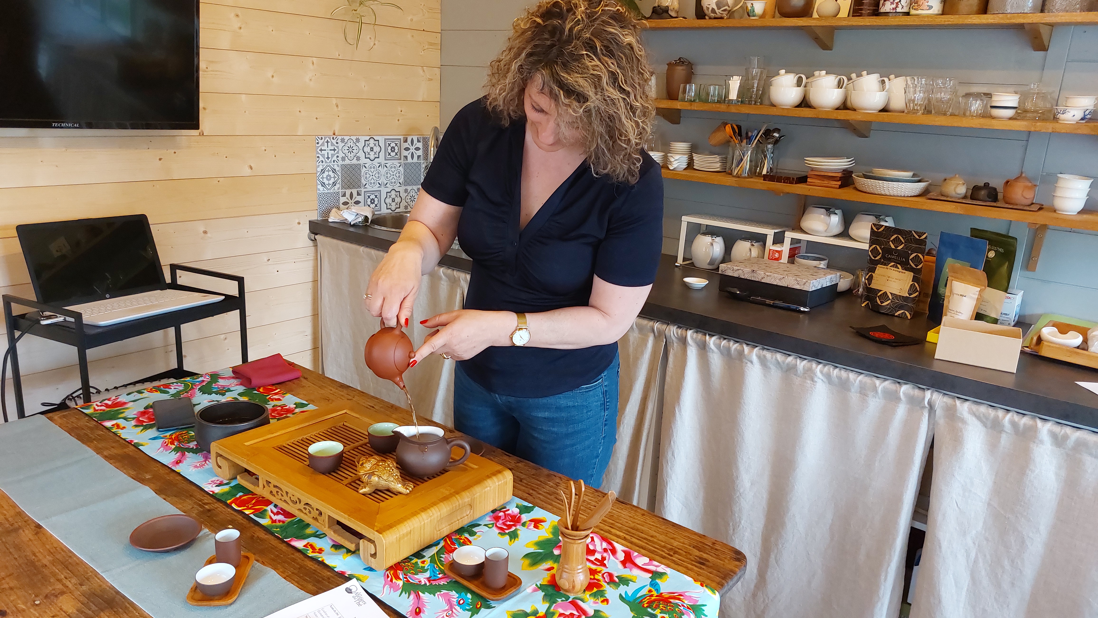 Infusion et rituels de dégustation de thé